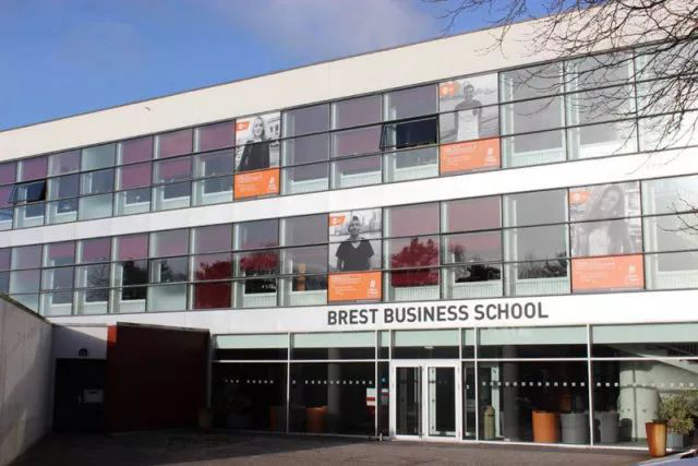 布雷斯特商學(xué)院