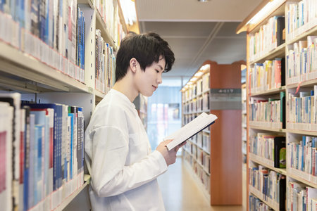 加拿大西三一大學入學面試