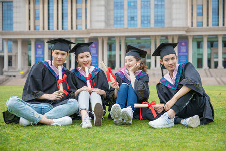 上海師范大學金融專碩一般安排什么時候面試？