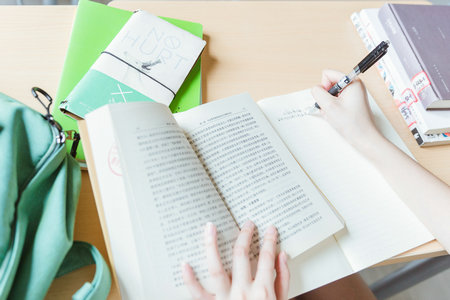 可以報考比利時列日大學國際碩士的地區人員