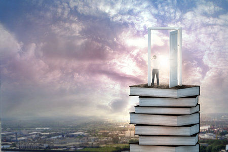 英國華威大學(xué)國際碩士 英國華威大學(xué)國際碩士