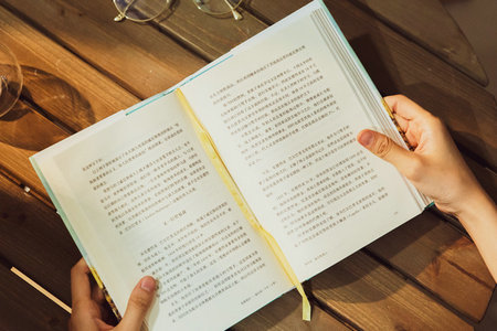 中國社會科學院研究生院MF是中文授課