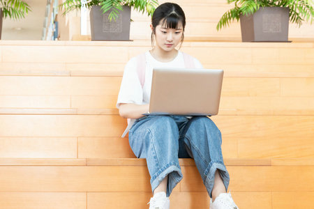 免聯考中外合作MBA學費