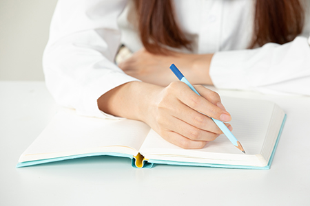  中央民族大學(xué)MPA報考條件及流程？