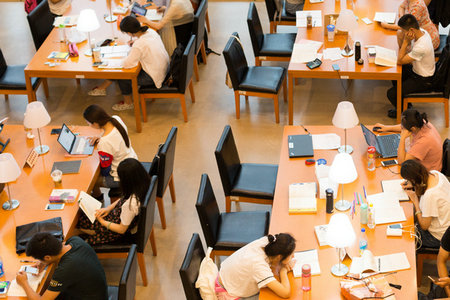 人口資源與環境經濟學在職研究生報考是否影響工作