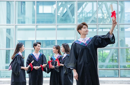 2021年本科生如何報考中央民族大學在職研究生？