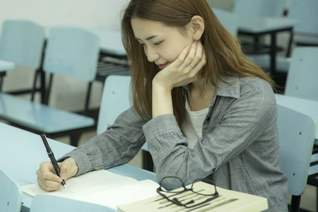 中央民族大學在職研究生報名方式 中央民族大學在職研究生報名方式