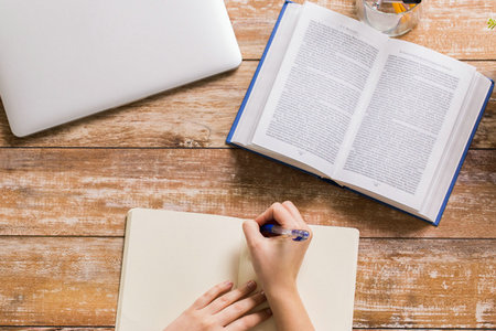 首都經(jīng)濟(jì)貿(mào)易大學(xué)非全日制研究生