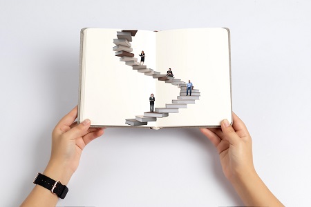  報考北京工業(yè)大學(xué)MBA什么時候進行資格審查？