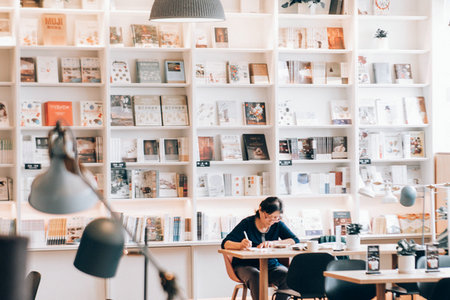 國際政治在職研究生畢業后是單證還是雙證 國際政治在職研究生畢業后是單證還是雙證