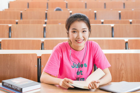 深圳大學心理學在職研究生學費