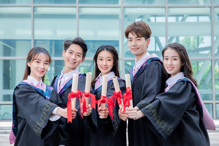 高級工商管理國際博士學制學費? 高級工商管理國際博士學制學費?