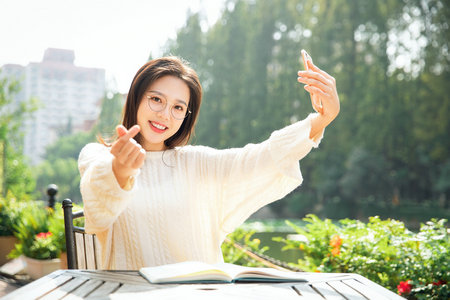 上海財(cái)經(jīng)大學(xué)在職研究生報(bào)考條件