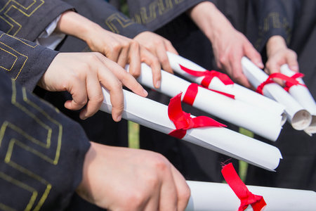 成人在職研究生報(bào)考條件與要求