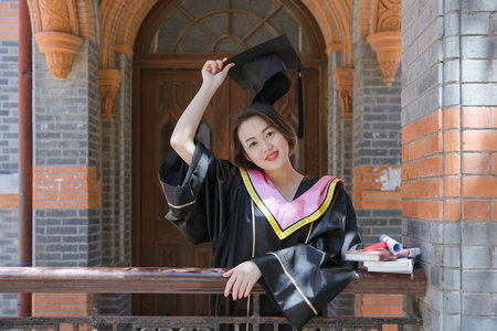 函授教育可以報考美國杜蘭大學金融管理中外合辦