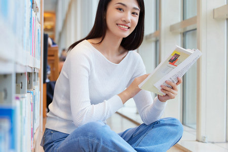 中西醫(yī)結(jié)合臨床在職研究生可以網(wǎng)絡(luò)授課嗎