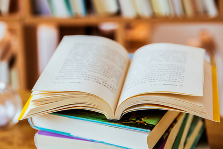 法國(guó)巴黎IPAG高等商學(xué)院國(guó)際碩士報(bào)名及考試時(shí)間