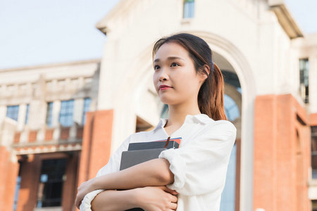 報(bào)考在職研究生有年齡限制嗎 報(bào)考在職研究生有年齡限制嗎