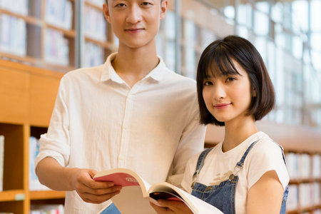 美國伊利諾伊大學國際碩士報名及考試時間