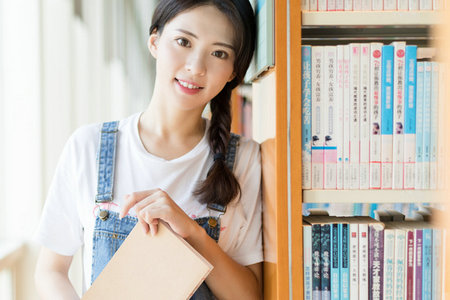 在職研究生上學期間能換工作嗎