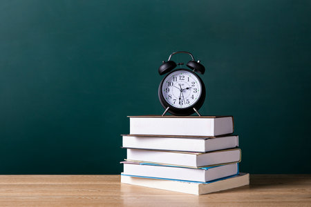 法國ISG高等管理學(xué)院國際博士證書