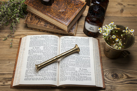 英國密德薩斯大學國際博士證書 英國密德薩斯大學國際博士證書