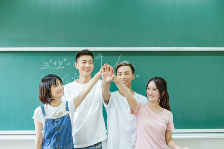 英國劍橋安格利亞魯斯金大學(xué)國際博士證書 英國劍橋安格利亞魯斯金大學(xué)國際博士證書