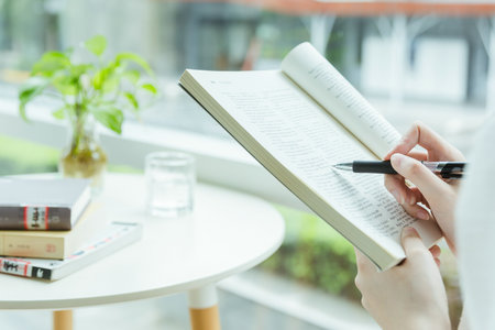 歐洲塞萬提斯大學國際博士有雙證嗎