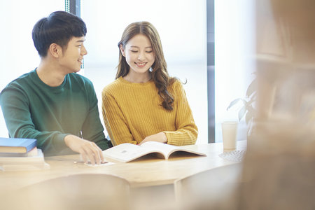 上海外國語大學MPA學費多少錢