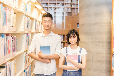 清華大學(xué)在職研究生報(bào)名及考試時(shí)間