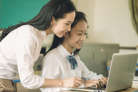 河北地質大學MPA是在職學習嗎