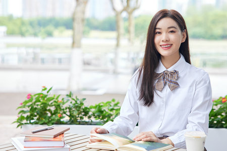 英國愛丁堡龍比亞大學(xué)國際博士是怎么上課的 英國愛丁堡龍比亞大學(xué)國際博士是怎么上課的