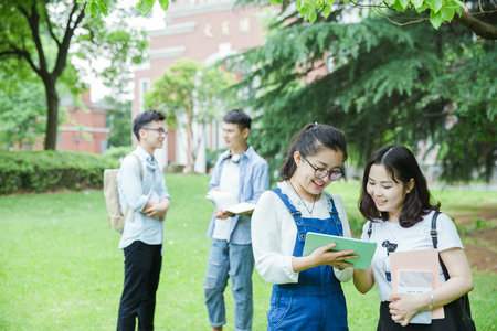 法國巴黎IPAG高等商學院國際博士報考條件