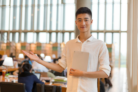 俄聯邦總統國家行政學院國際博士學費 俄聯邦總統國家行政學院國際博士學費