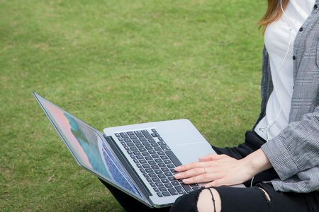 不得不知！加拿大西三一大學(xué)國(guó)際碩士報(bào)考條件及動(dòng)態(tài)