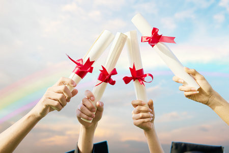 武漢大學(xué)MPA報(bào)考條件2025年，需要參加考試嗎？