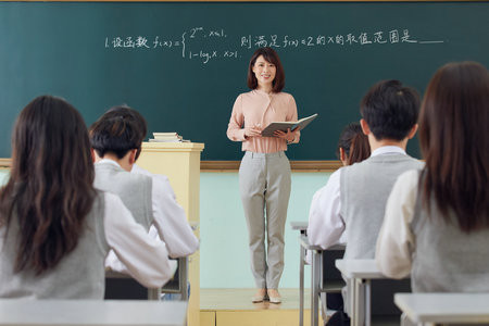 看看你符合嗎？法國布雷斯特商學院國際博士報考條件