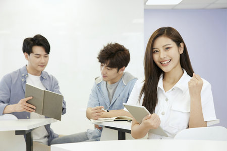 心理學(xué)國(guó)際碩士學(xué)費(fèi)