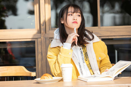 報考能源管理中外合辦需要多少錢，學費貴嗎？