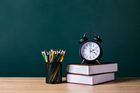 報考房地產經濟與管理高級研修班需要多少錢，學費貴嗎？