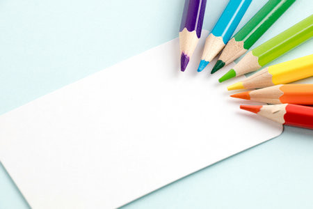 國際商務非全日制研究生學費一年多少錢？