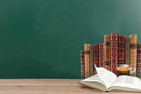 2025年俄語筆譯非全日制研究生學(xué)費(fèi)學(xué)制詳解！