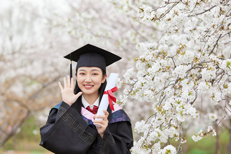 報考工業(yè)設(shè)計工程非全日制研究生學(xué)費需要多少錢？貴不貴？