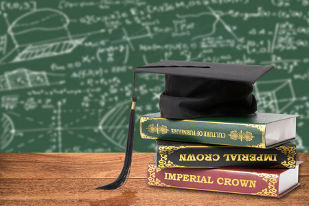 西班牙巴塞羅那自治大學在哪里報名？