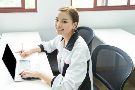 上海海事大學在職研究生報名入口 上海海事大學在職研究生報名入口