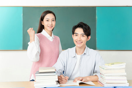 西班牙阿爾卡拉大學國際碩士報名入口2025年