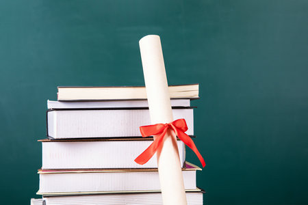 大連大學(xué)非全日制研究生報名入口2025年