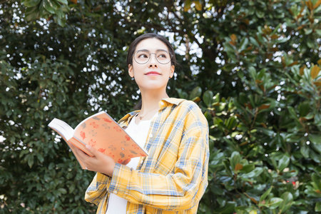 西班牙馬德里康普頓斯大學國際博士報考條件及流程 西班牙馬德里康普頓斯大學國際博士報考條件及流程