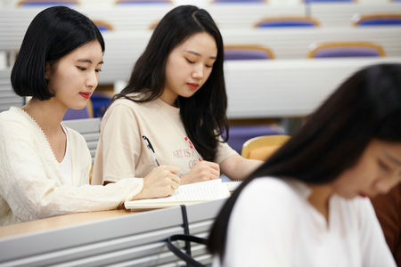 2026蘭州理工大學(xué)MBA考試考什么科目？