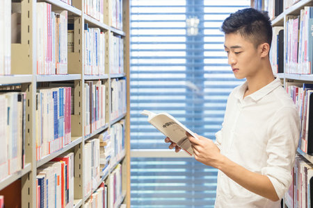 上海理工大學(xué)MPAcc考試考什么科目 上海理工大學(xué)MPAcc考試考什么科目